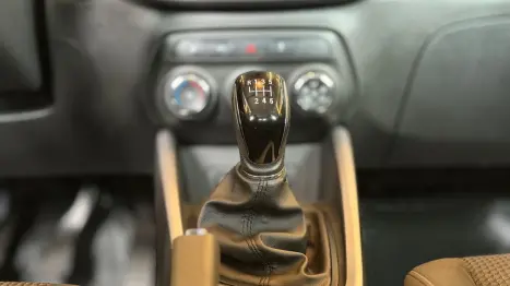 CHEVROLET Onix Hatch 1.0 12V 4P FLEX LT TURBO, Foto 6