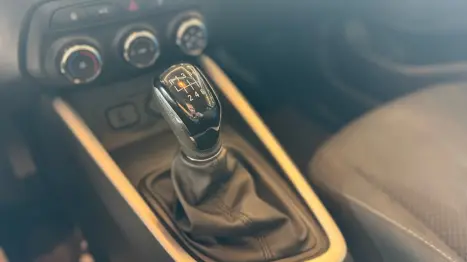 CHEVROLET Onix Hatch 1.0 12V 4P FLEX LT TURBO, Foto 12