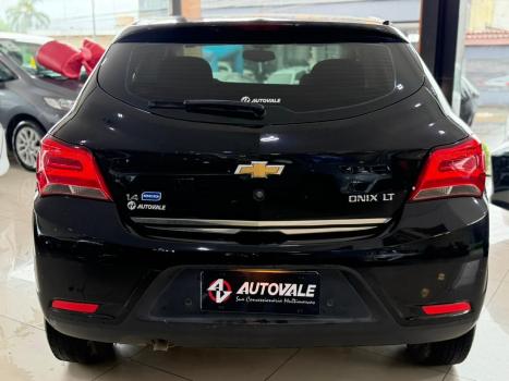 CHEVROLET Onix Hatch 1.4 4P FLEX LT, Foto 5