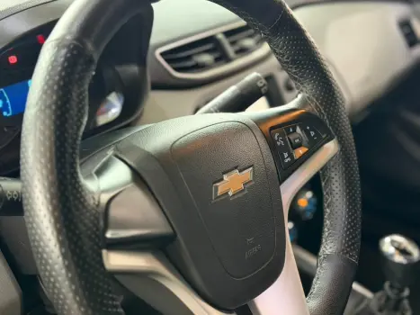 CHEVROLET Onix Hatch 1.4 4P FLEX LT, Foto 18