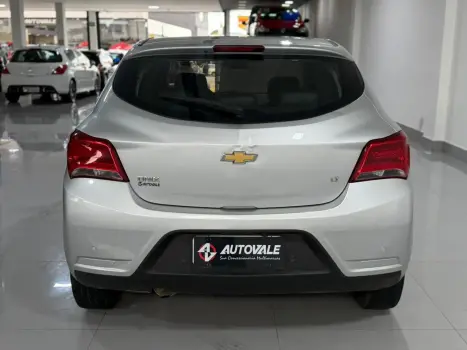 CHEVROLET Onix Hatch 1.0 4P FLEX LT, Foto 7