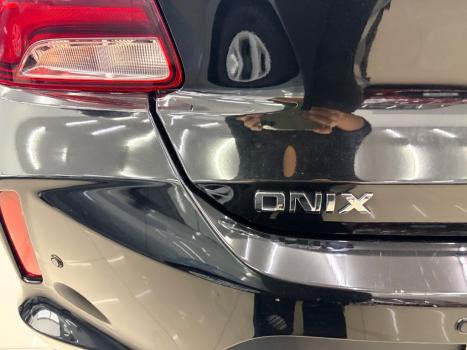 CHEVROLET Onix Hatch 1.0 12V 4P FLEX TURBO AUTOM�TICO, Foto 4