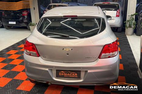 CHEVROLET Onix Hatch 1.0 4P FLEX LT, Foto 2