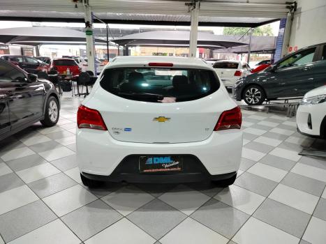 CHEVROLET Onix Hatch 1.4 4P FLEX LT AUTOM�TICO, Foto 4