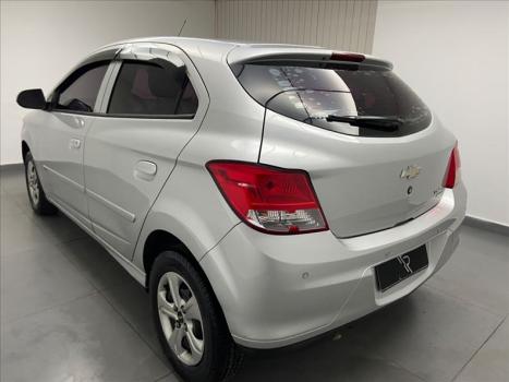 CHEVROLET Onix Hatch 1.0 4P FLEX LT, Foto 5