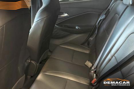 CHEVROLET Onix Hatch 1.0 12V 4P FLEX PREMIER TURBO AUTOM�TICO, Foto 10