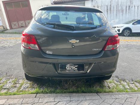 CHEVROLET Onix Hatch 1.0 4P FLEX LT, Foto 9