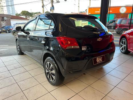 CHEVROLET Onix Hatch 1.0 4P FLEX LT, Foto 2
