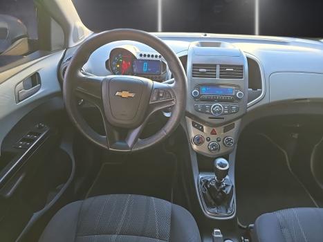 CHEVROLET Sonic Hatch 1.6 16V 4P LT FLEX, Foto 9