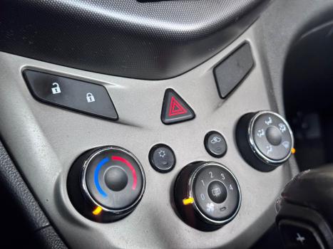 CHEVROLET Sonic Sedan 1.6 16V 4P LTZ FLEX AUTOM�TICO, Foto 11