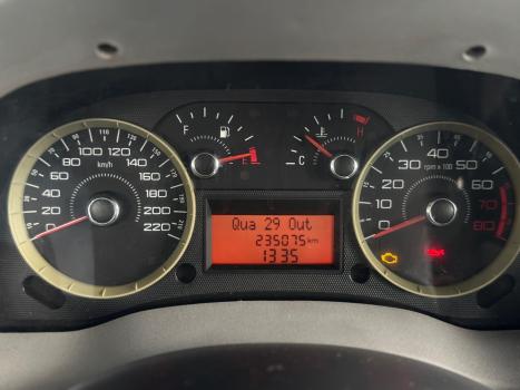 FIAT Doblo 1.8 16V 4P FLEX ESSENCE 7 LUGARES, Foto 18 FIAT Doblo 1.8 16V 4P FLEX ESSENCE 7 LUGARES, Foto 18