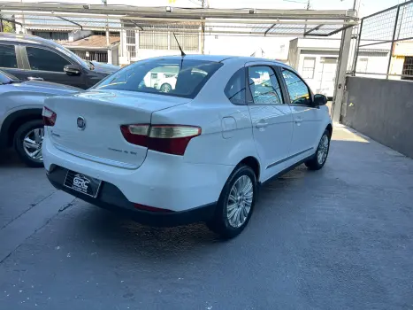 FIAT Grand Siena 1.6 16V 4P ESSENCE FLEX, Foto 2