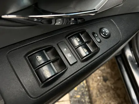 FIAT Linea 1.9 16V 4P FLEX LX DUALOGIC AUTOMATIZADO, Foto 11