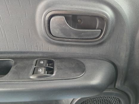 FIAT Mobi 1.0 4P FLEX DRIVE FIRE FLY, Foto 9