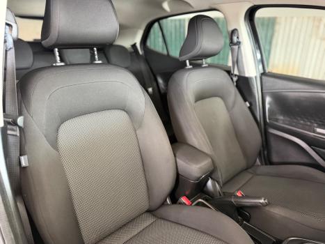 FIAT Pulse 1.0 12V 4P FLEX 200 DRIVE TURBO AUTOM�TICO CVT, Foto 4