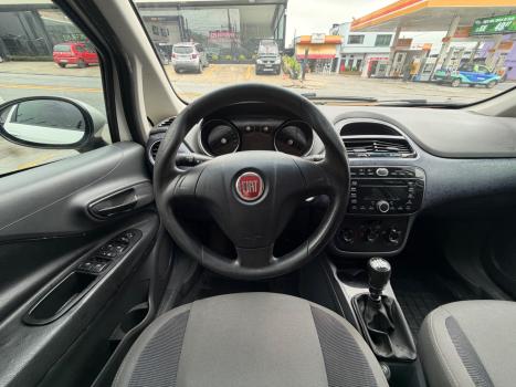 FIAT Punto 1.4 16V 4P T-JET TURBO, Foto 12