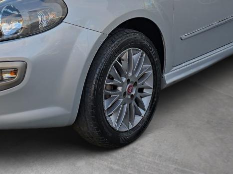 FIAT Punto 1.8 4P FLEX SPORTING DUALOGIC AUTOMATIZADO, Foto 8