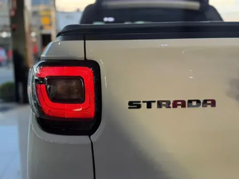 FIAT Strada , Foto 8