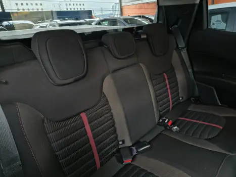 FIAT Toro 1.8 16V 4P FLEX FREEDOM AUTOM�TICO, Foto 15