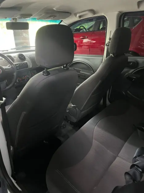 FIAT Uno 1.0 4P FLEX WAY CELEBRATION, Foto 6