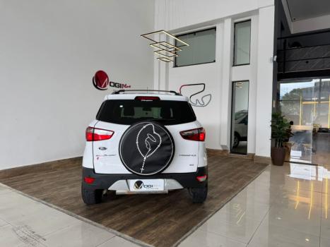 FORD Ecosport 2.0 16V 4P FREESTYLE FLEX, Foto 5 FORD Ecosport 2.0 16V 4P FREESTYLE FLEX, Foto 5