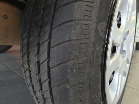 FORD Fiesta Hatch 1.0 4P FLEX, Foto 4