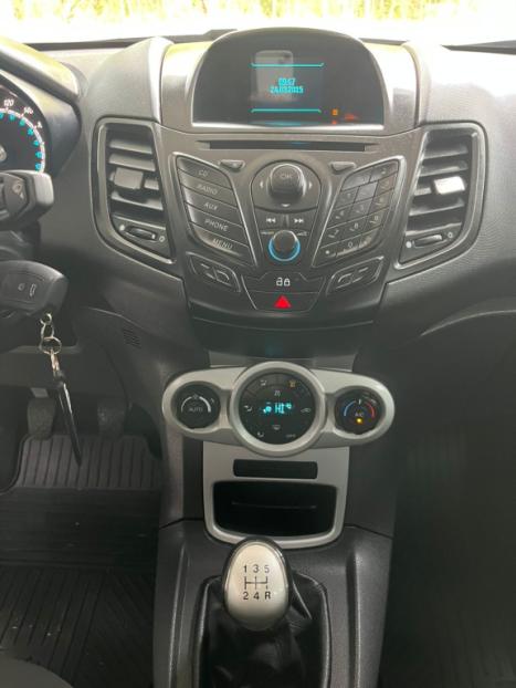 FORD Fiesta Hatch 1.6 16V 4P SE FLEX, Foto 5