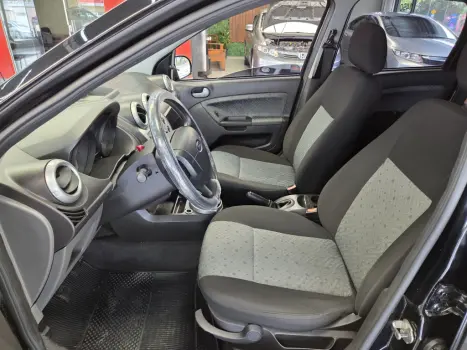 FORD Fiesta Hatch 1.6 CLASS, Foto 10