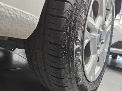 FORD Fiesta Hatch 1.5 16V 4P S FLEX, Foto 5