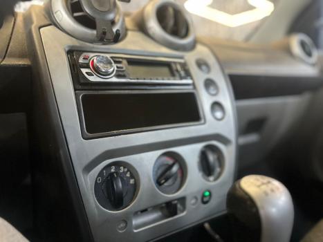 FORD Fiesta Hatch 1.0, Foto 8