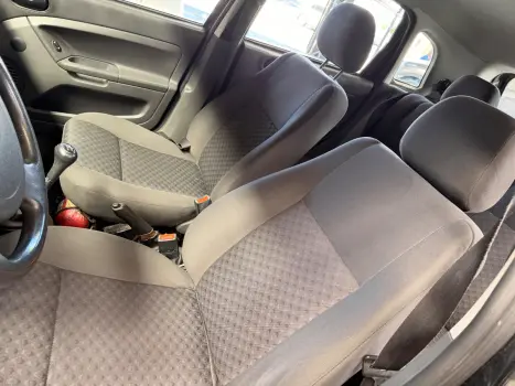 FORD Fiesta Hatch 1.6 4P ROCAM FLEX, Foto 9