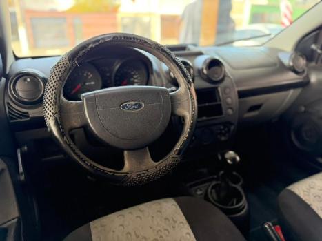 FORD Fiesta Hatch 1.0, Foto 12