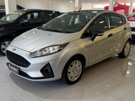 FORD Fiesta Hatch 1.6, Foto 3