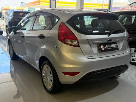 FORD Fiesta Hatch 1.6, Foto 8