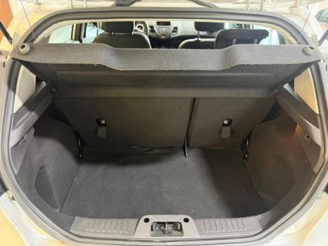 FORD Fiesta Hatch 1.6, Foto 13