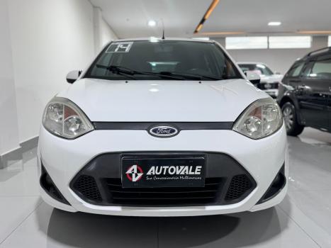 FORD Fiesta Hatch 1.6, Foto 2