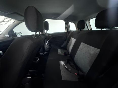 FORD Fiesta Hatch 1.6, Foto 10