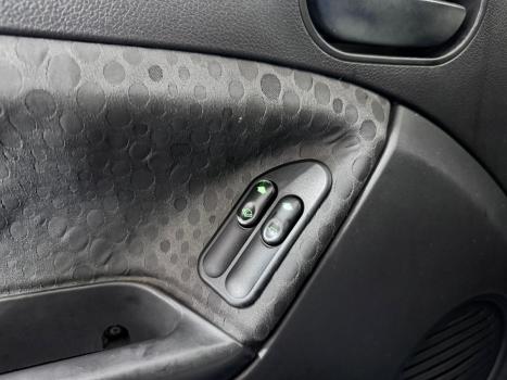 FORD Fiesta Hatch 1.6, Foto 17