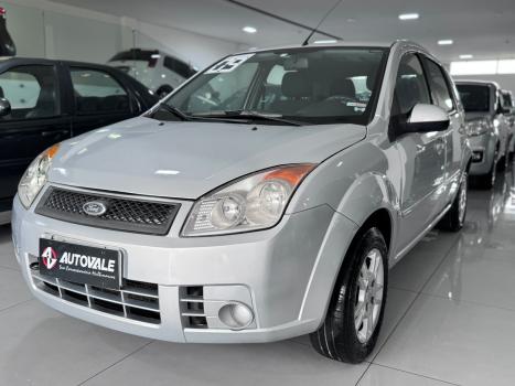 FORD Fiesta Hatch 1.6, Foto 4