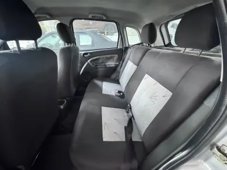 FORD Fiesta Hatch 1.6, Foto 10