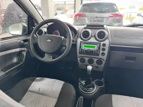 FORD Fiesta Hatch 1.6, Foto 13