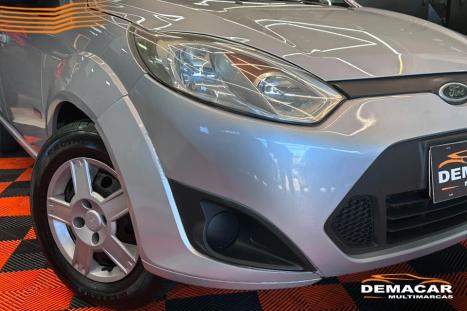 FORD Fiesta Hatch 1.6, Foto 6