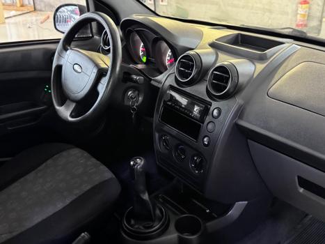 FORD Fiesta Hatch 1.0 4P SE FLEX, Foto 6