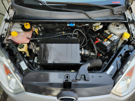 FORD Fiesta Sedan 1.6 4P SE FLEX, Foto 4 FORD Fiesta Sedan 1.6 4P SE FLEX, Foto 4