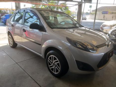 FORD Fiesta Sedan 1.6 4P ROCAM FLEX, Foto 2