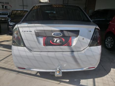 FORD Fiesta Sedan 1.6 4P ROCAM FLEX, Foto 3