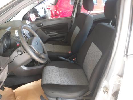 FORD Fiesta Sedan 1.6 4P ROCAM FLEX, Foto 5