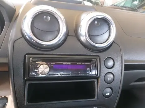 FORD Fiesta Sedan 1.6 4P ROCAM FLEX, Foto 9