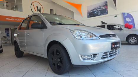 FORD Fiesta Sedan 1.6 4P ROCAM FLEX, Foto 2