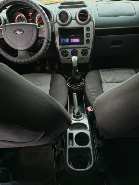 FORD Fiesta Sedan 1.6 4P FLEX, Foto 8